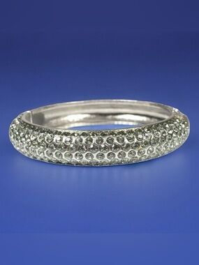 Mango Touch Clamper Bracelet Rhinestone Silver Tone Hinged Bangle Bling Jewelry